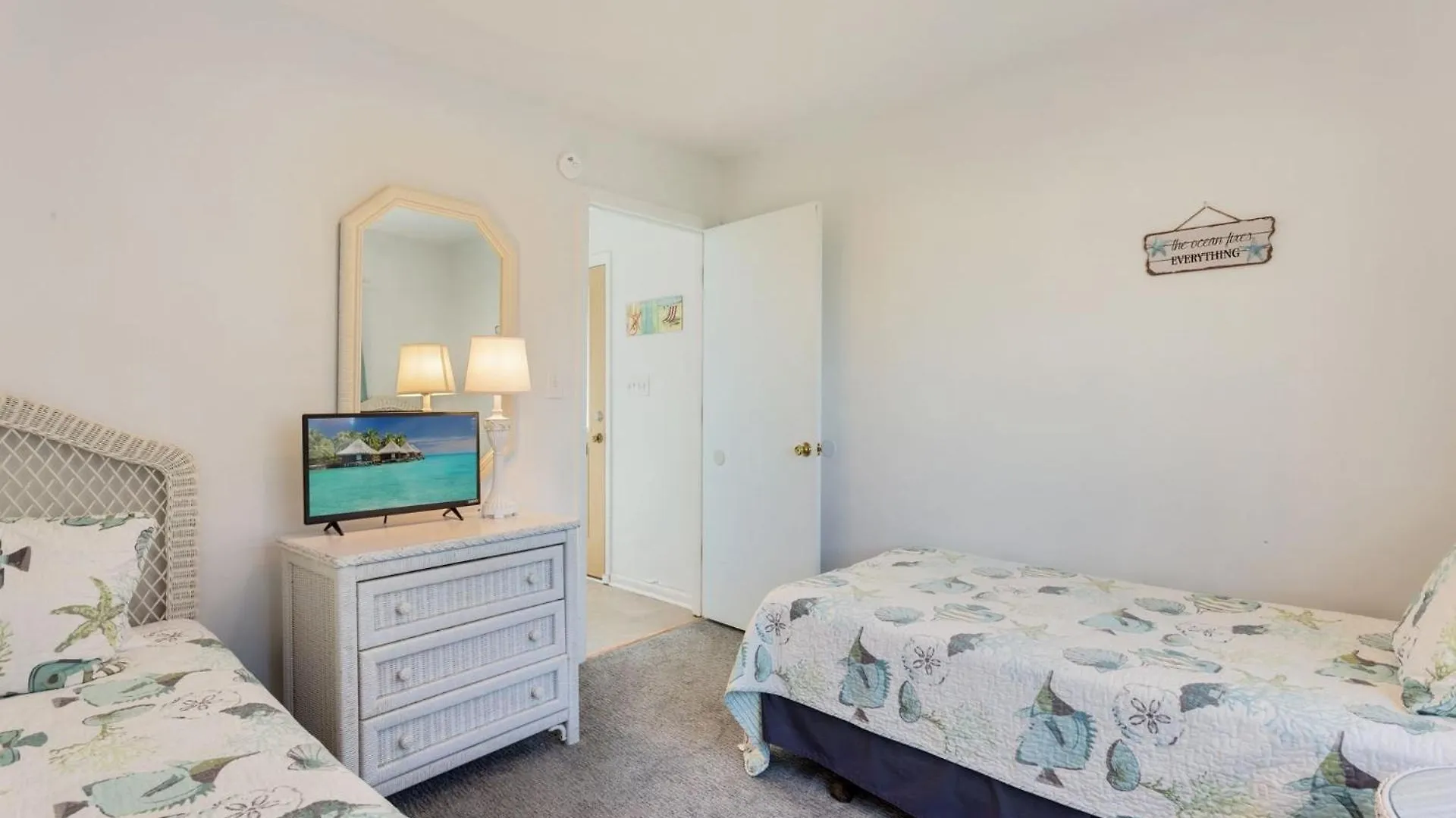 7045 Pocean Oceanfront *