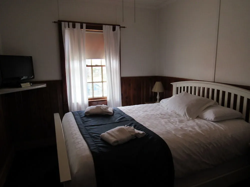 Nags Head Beach Inn 3* 纳格斯黑德