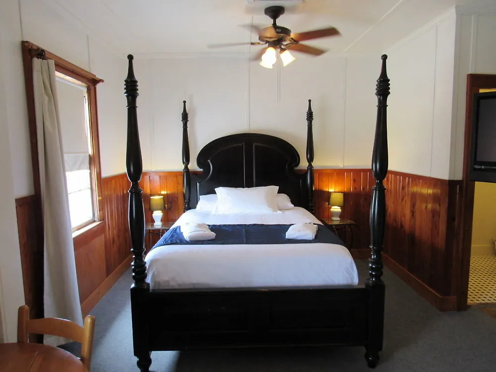 Nags Head Beach Inn 3* 纳格斯黑德