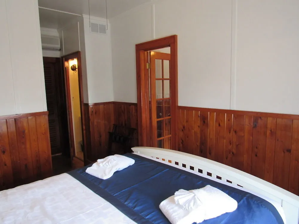 宾馆 Nags Head Beach Inn 3*