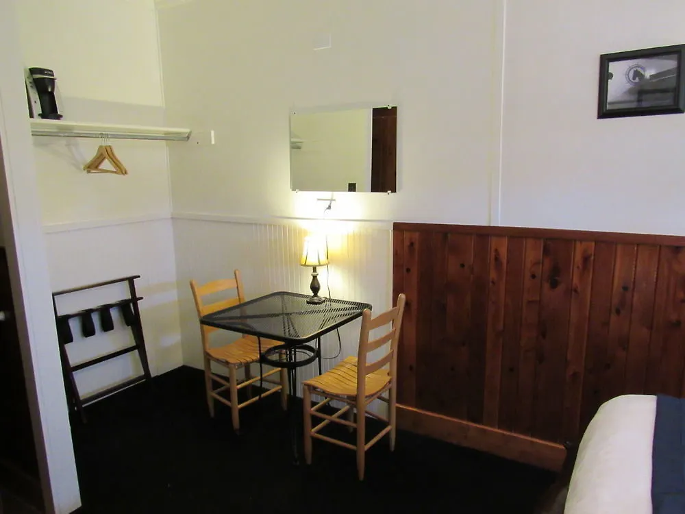 宾馆 Nags Head Beach Inn 3*