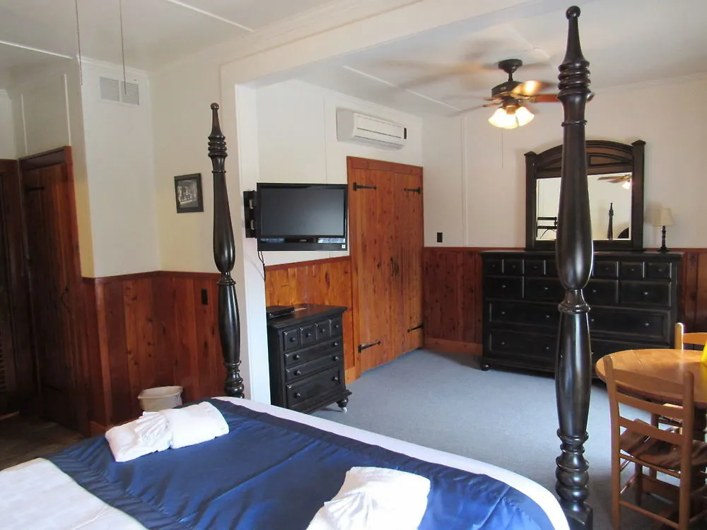 宾馆 Nags Head Beach Inn 3*