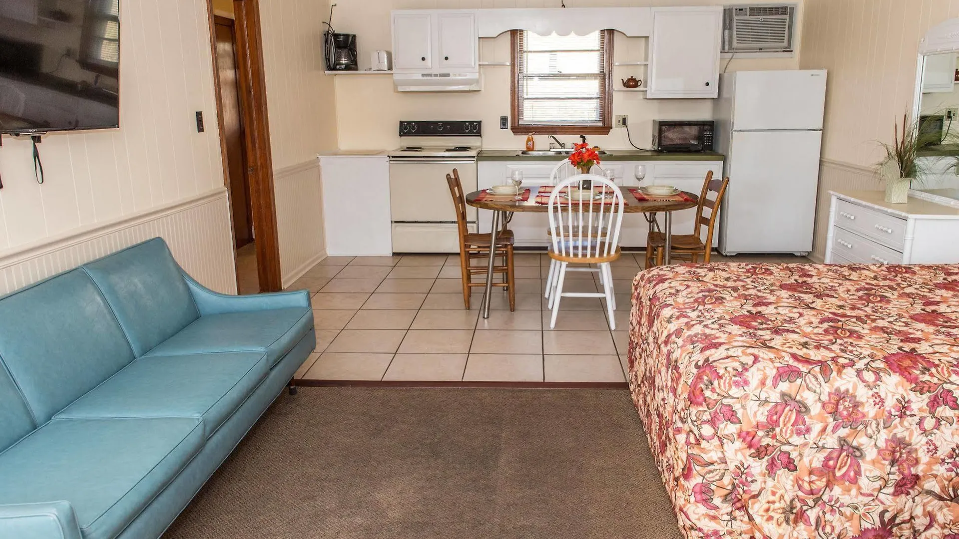 Apart-hotel Oceanside Court By Kees Vacations