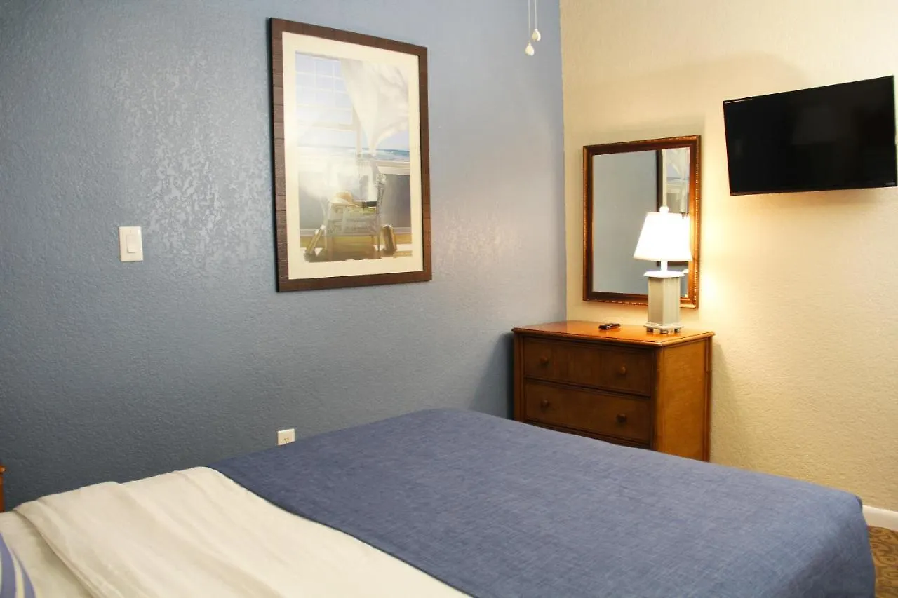 Hotel Surf Side 2*