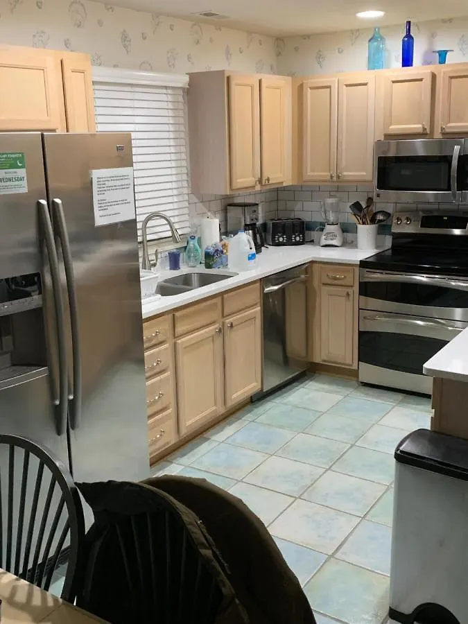Pet-friendly Coastal Retreat With Pool And Fireplace Villa Nags Head