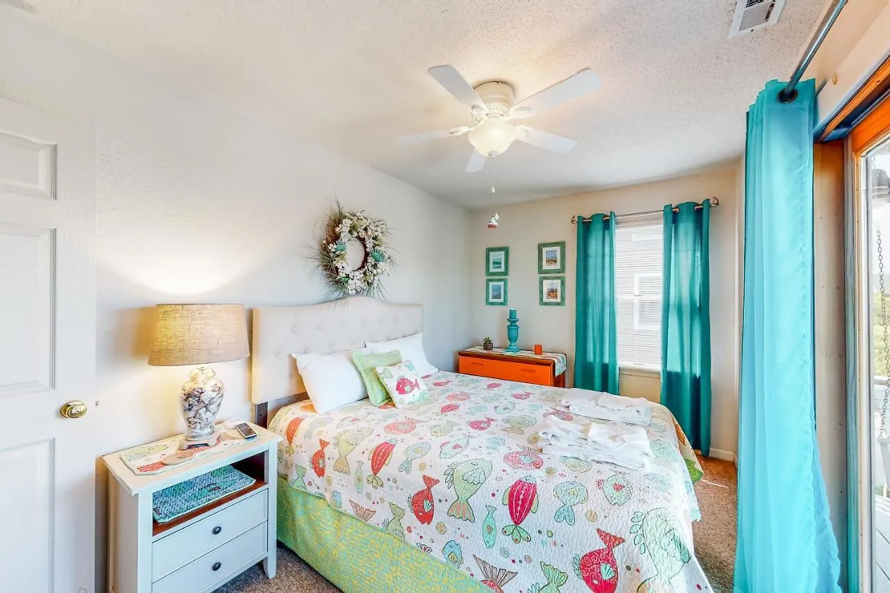 Holiday home Gizmo's Getaway Nags Head