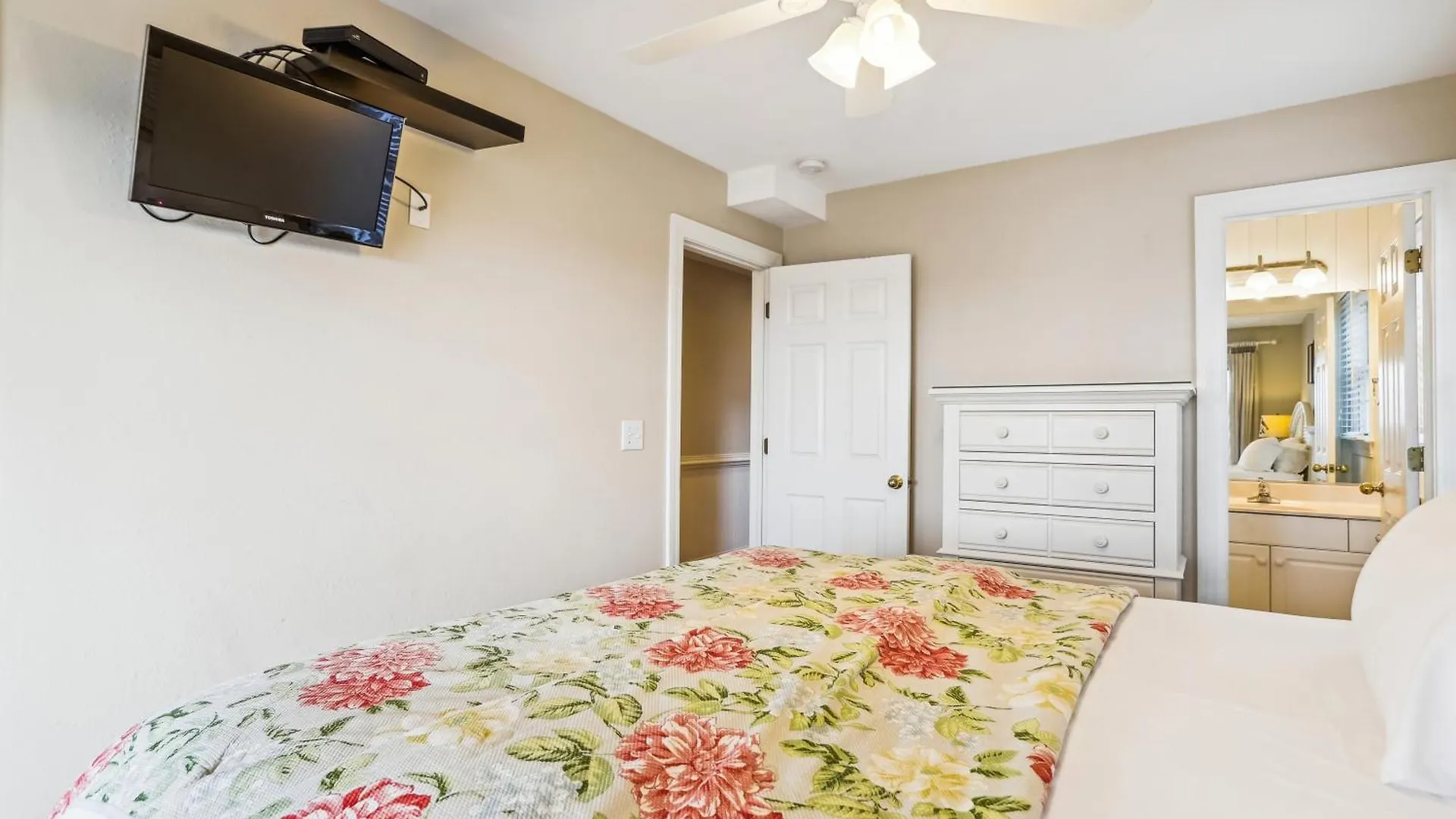 Holiday home Hidden Treasure Nags Head