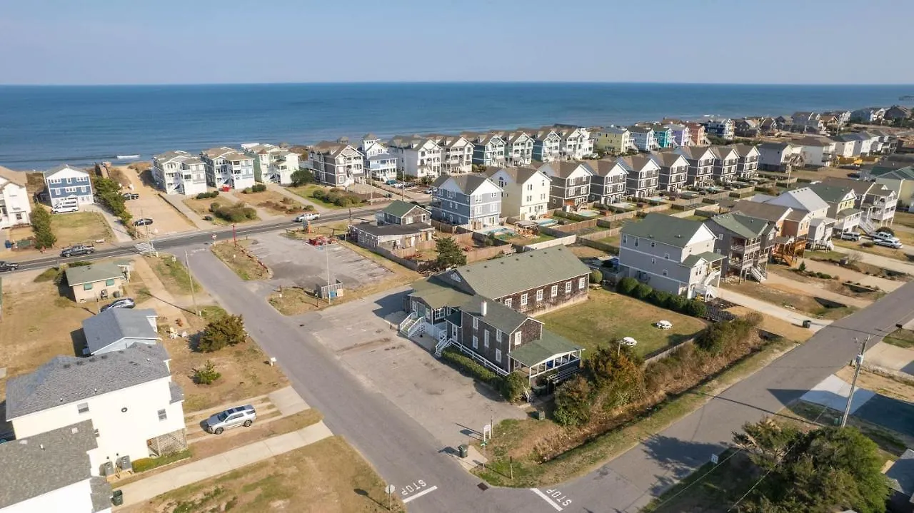 Hotel By Kees Vacations Nags Head