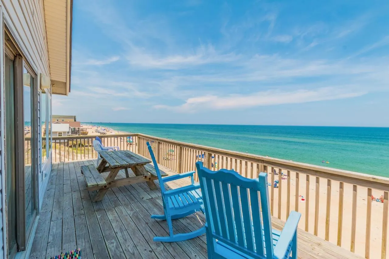 5782 - Whale Of A View By Realty Holiday home