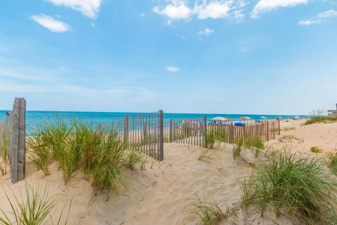 5782 - Whale Of A View By Realty Holiday home