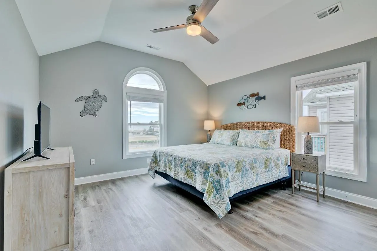 5713 - Na-ma-stay By Realty Holiday home *