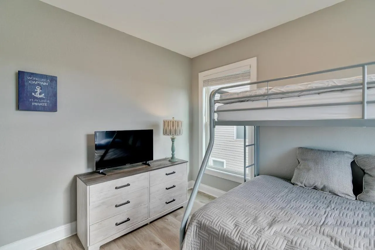 5713 - Na-ma-stay By Realty Holiday home *