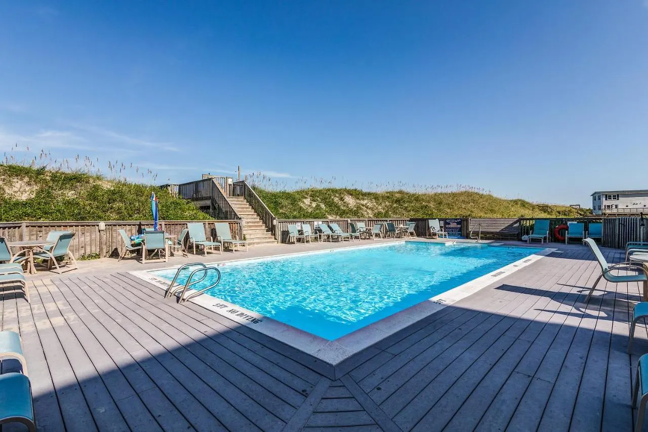 5607 - Heron Cove 101n By Realty *