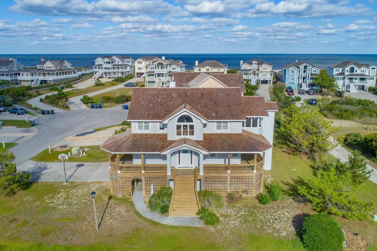 5685 - Seaside By Realty Holiday home *
