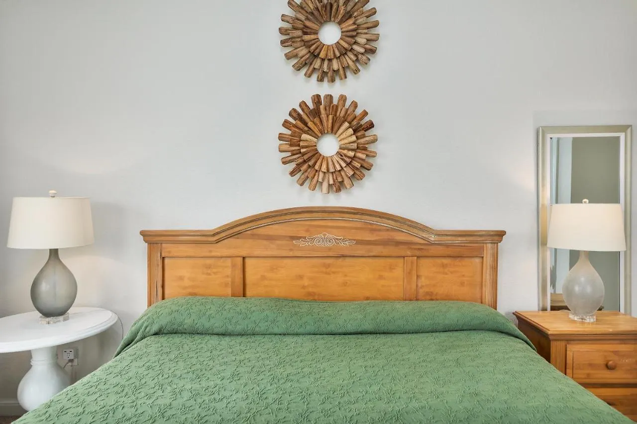 5685 - Seaside By Realty