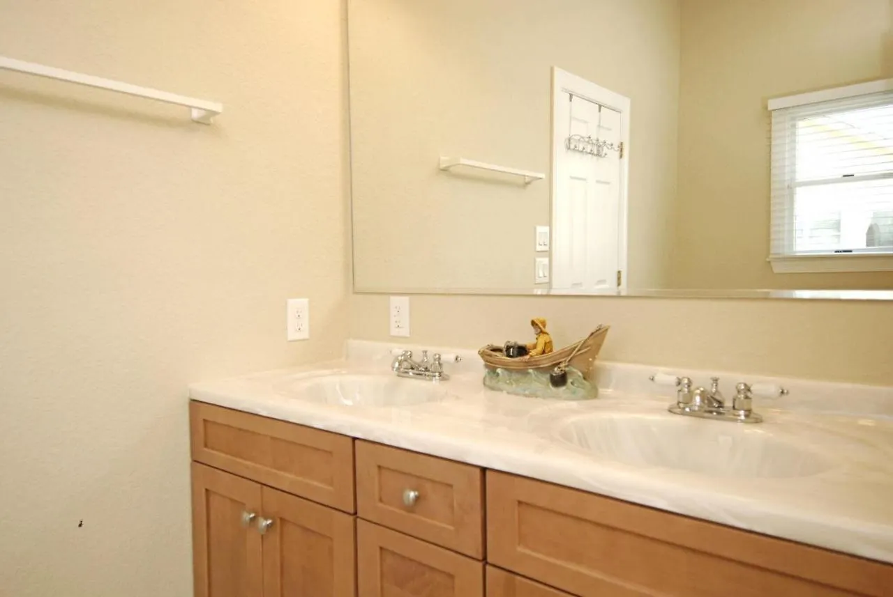Holiday home 5686 - Let's Go By Realty *