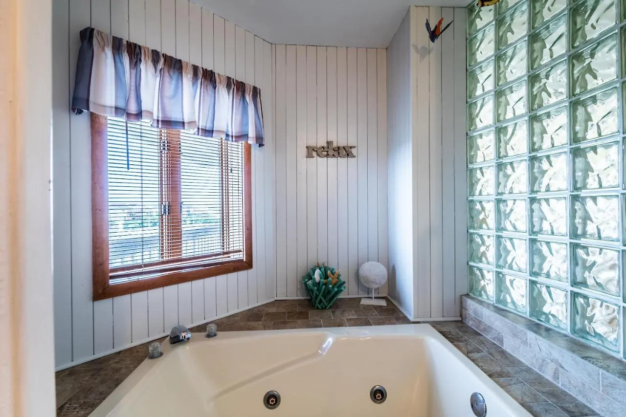 Holiday home 5736 - Sea Sunrise By Realty