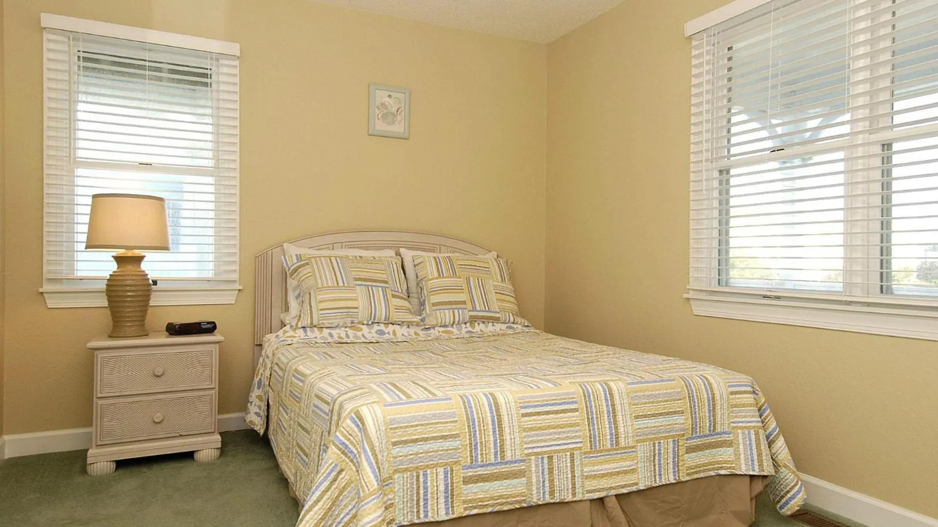 5686 - Let's Go By Realty * Nags Head