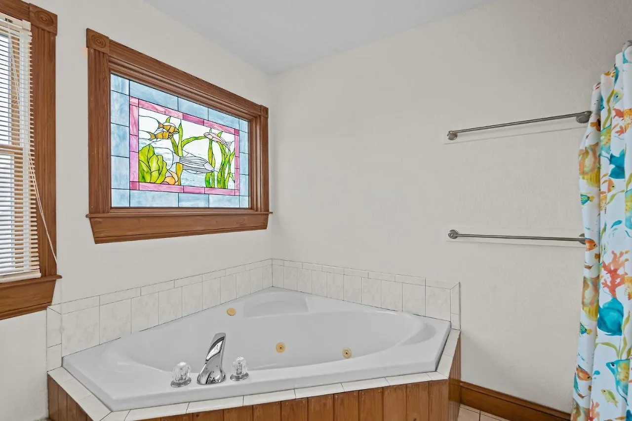 Holiday home 5785 - Southern Comfort By Realty