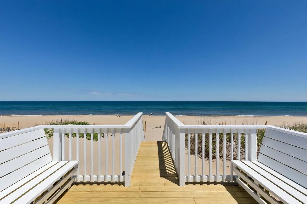 5703 - The Fritz Carlton By Resort Realty