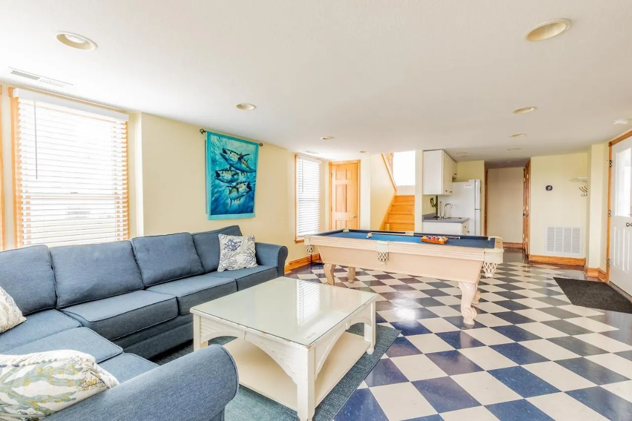 5706 - Easy Wind By Realty Holiday home