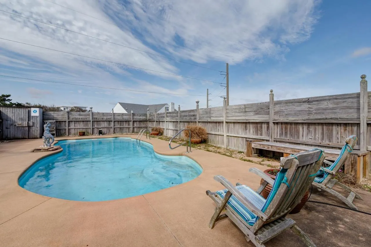 5714 - Whalebone By Realty *