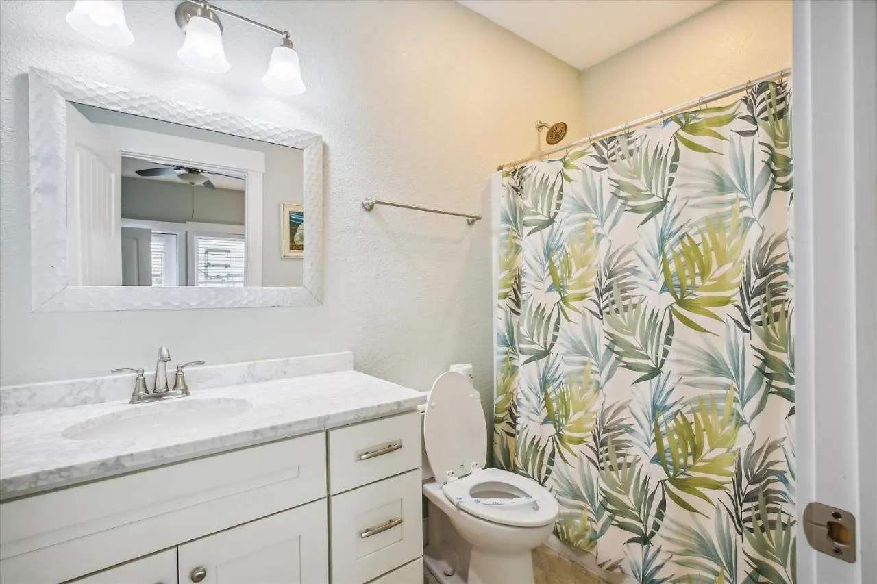 5545 - Loggerhead By Realty *