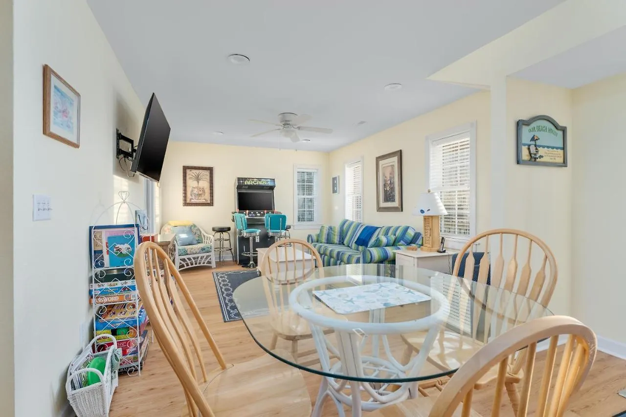6039 - Sun Kissed By Realty