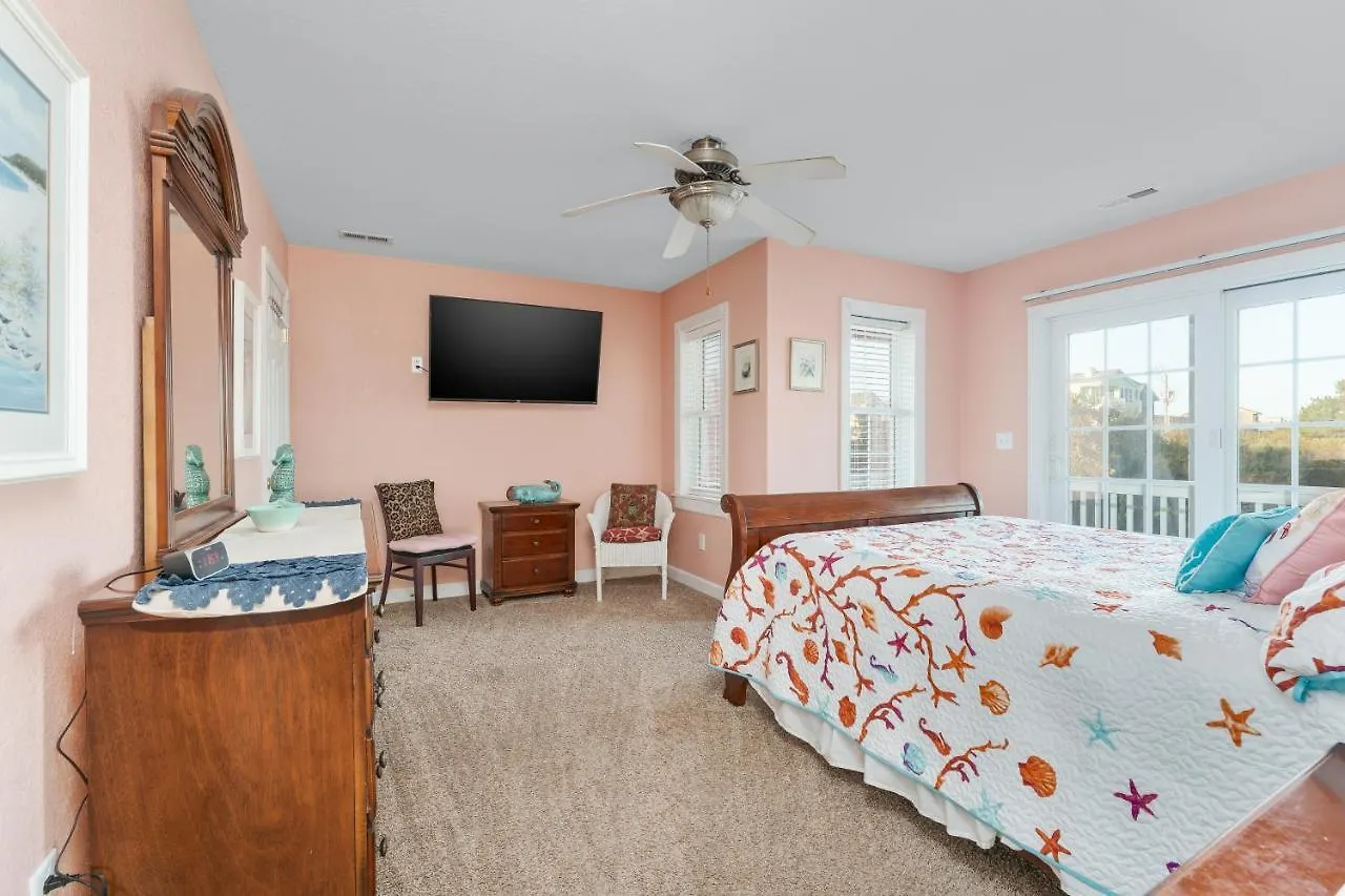 6039 - Sun Kissed By Realty Holiday home