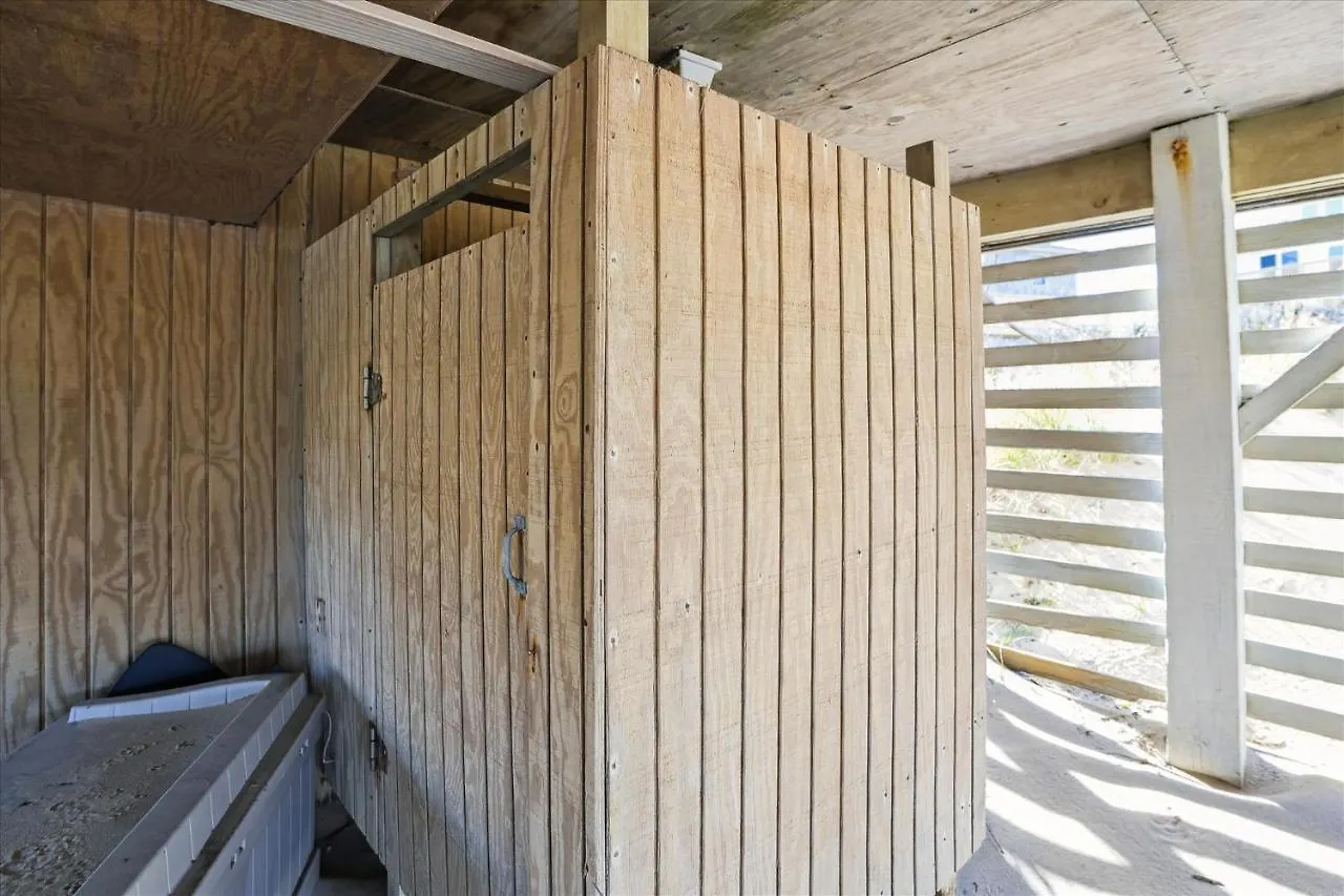 6508 - Just One Look By Realty Holiday home *