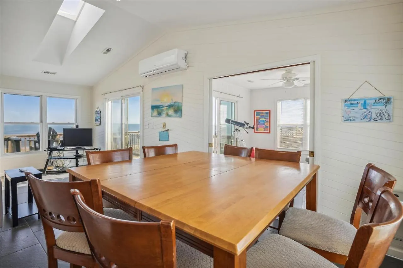 6508 - Just One Look By Realty