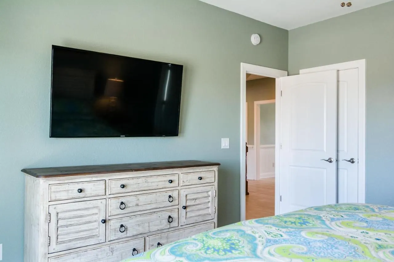 5550 - Tradewinds 2 By Realty Holiday home
