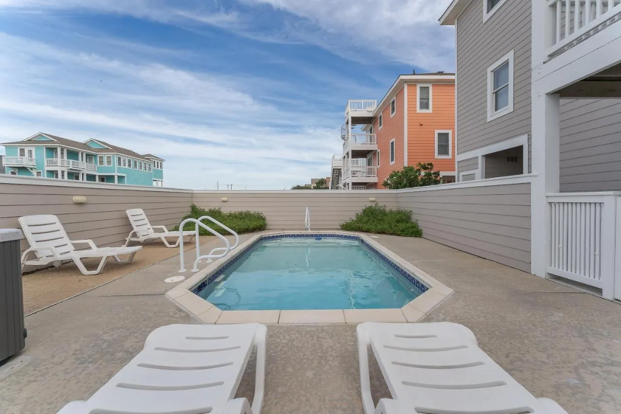 5702 - It's A Wonderful Life By Realty *
