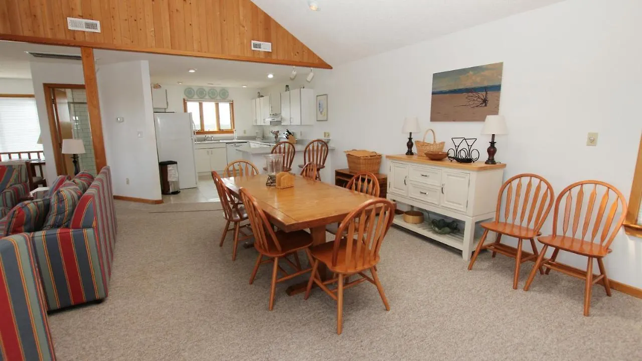 Snh418, Blue Cloud- Oceanside, Ocean Views, Sun Decks, Hot Tub Holiday home