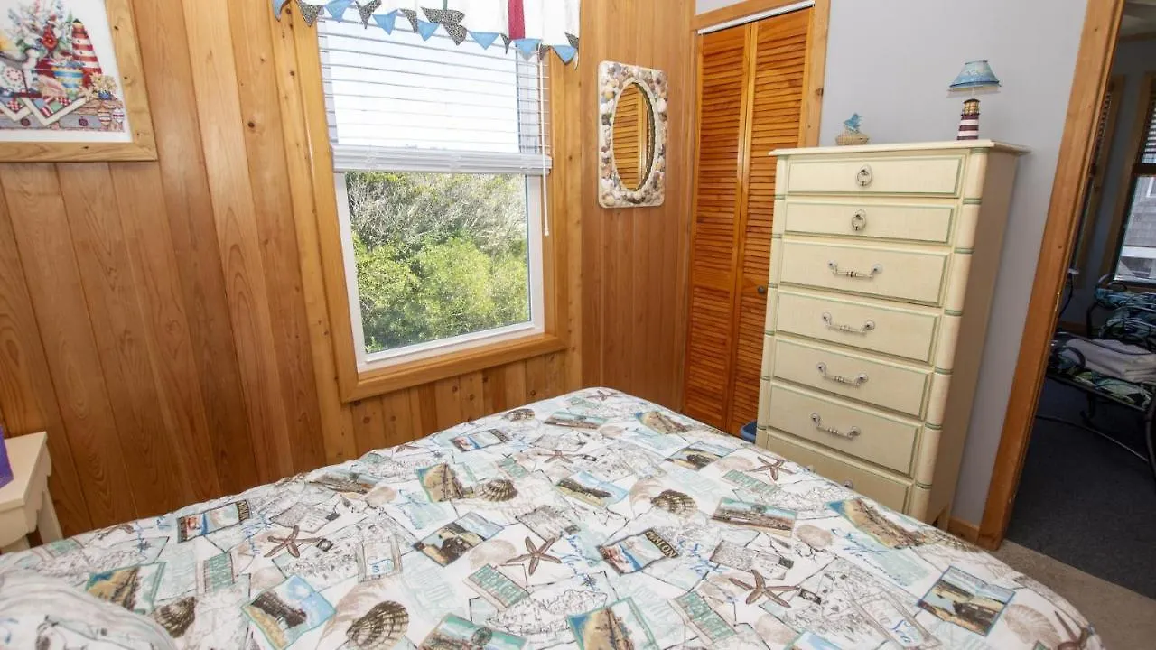 Holiday home Snh351, Sea Sharp- Oceanside, Close To Beach, Sunroom, Carport Nags Head