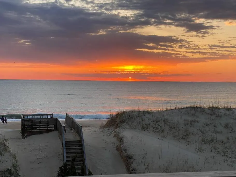 Holiday home Hammerheads Hideaway! Oceanfront, Nags Head! Free Pool Heat April & May! Nags Head