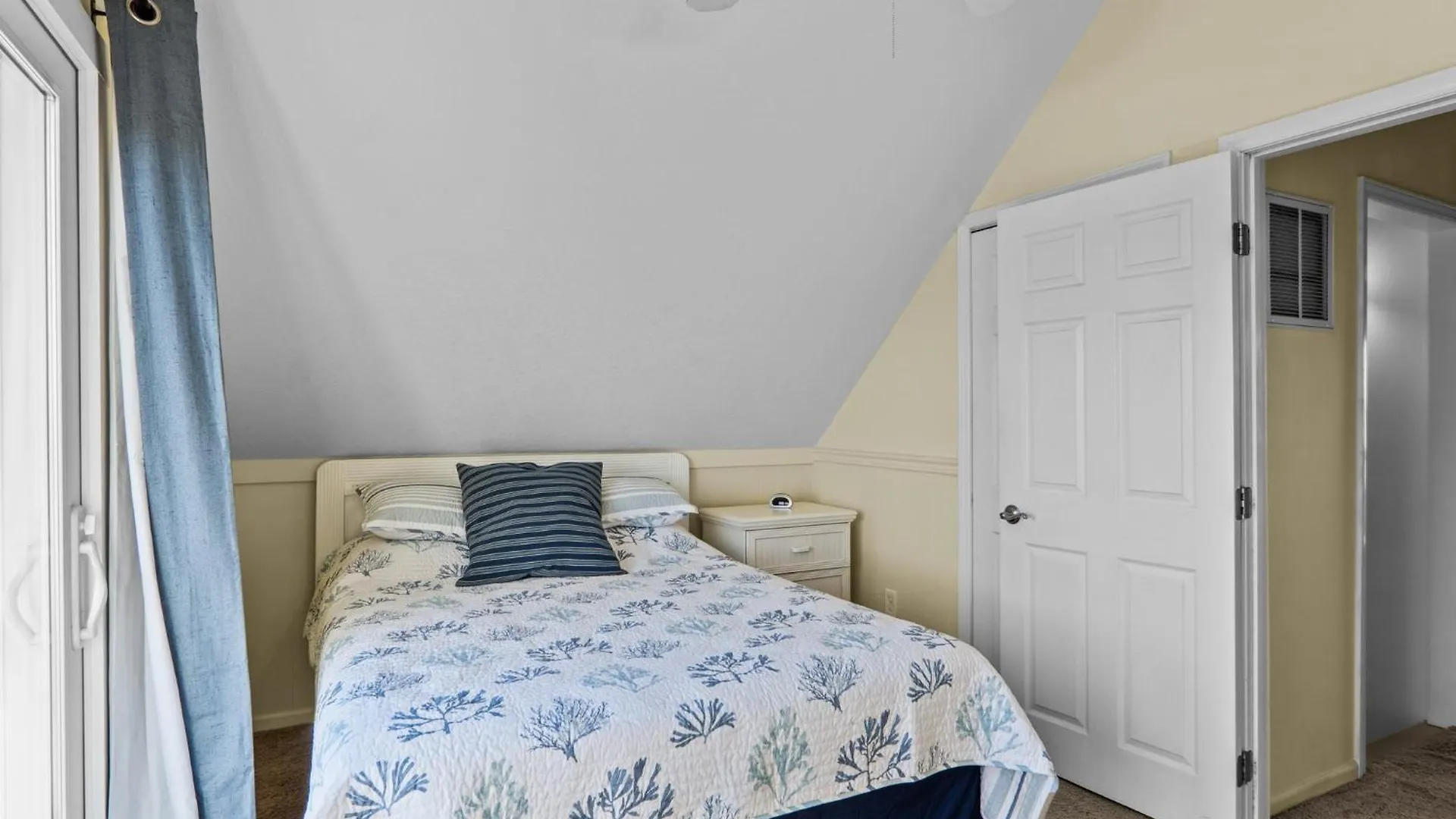 Holiday home 6070 - Cast Away By Realty