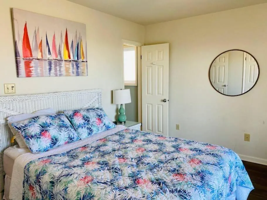Holiday home Hammerheads Hideaway! Oceanfront, Nags Head! Free Pool Heat April & May! *