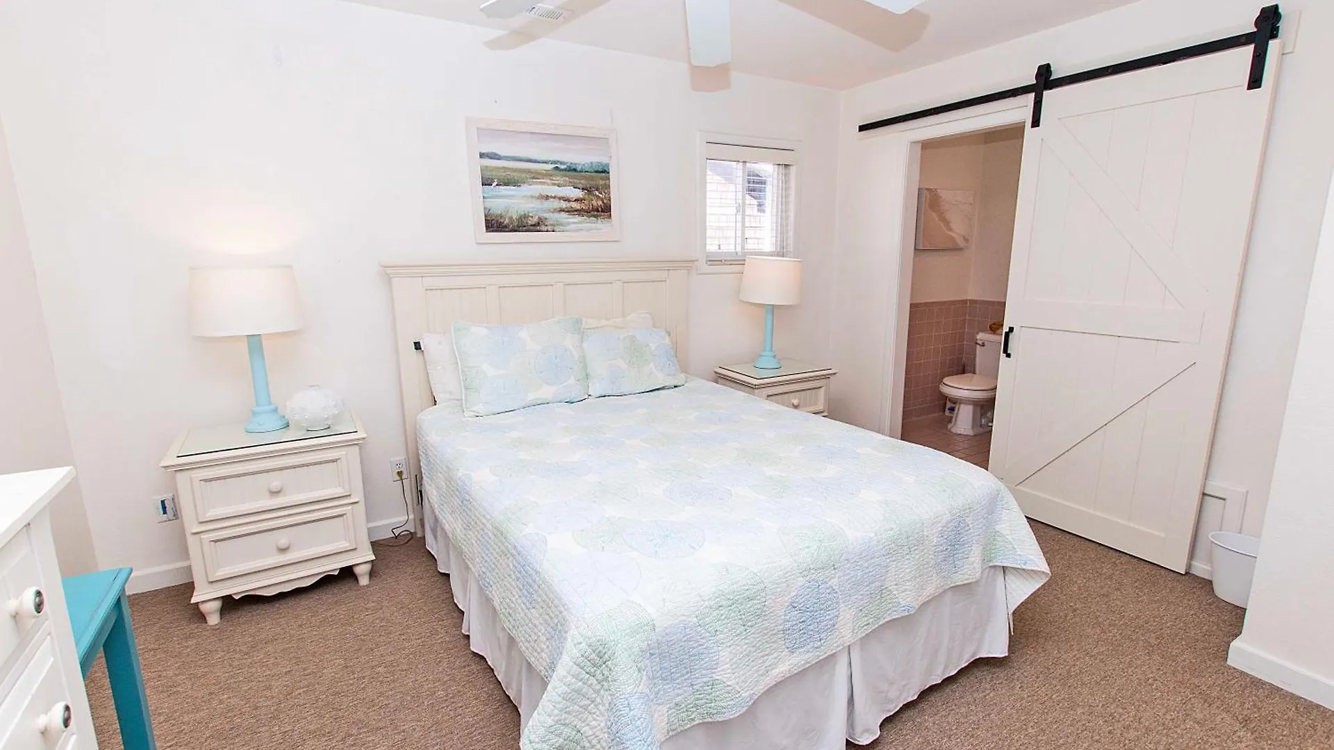 Holiday home Nh301, Driftwood Dreaming- Hot Tub, Oceanside, Close To Ocean! *