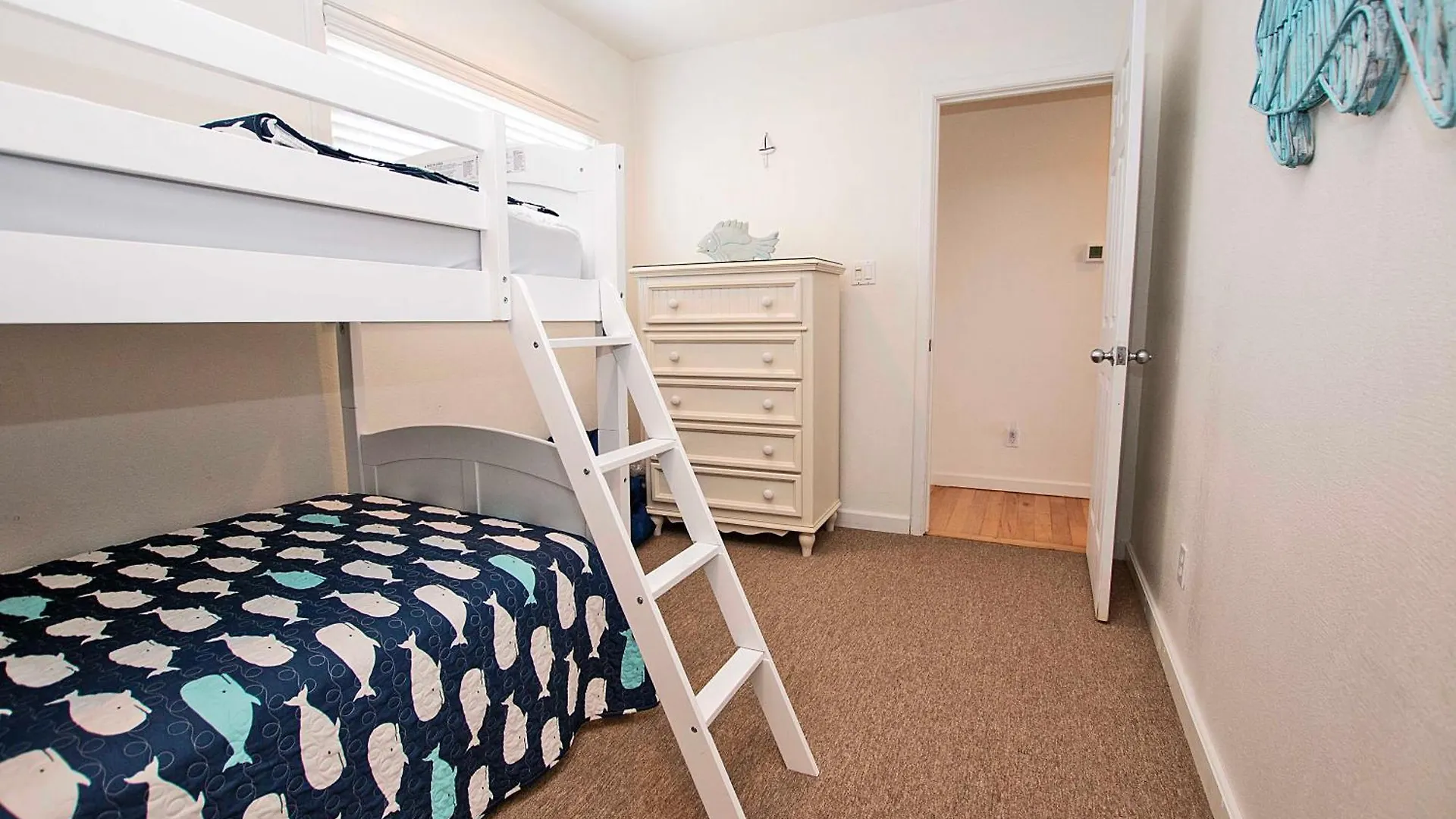 Nh301, Driftwood Dreaming- Hot Tub, Oceanside, Close To Ocean!