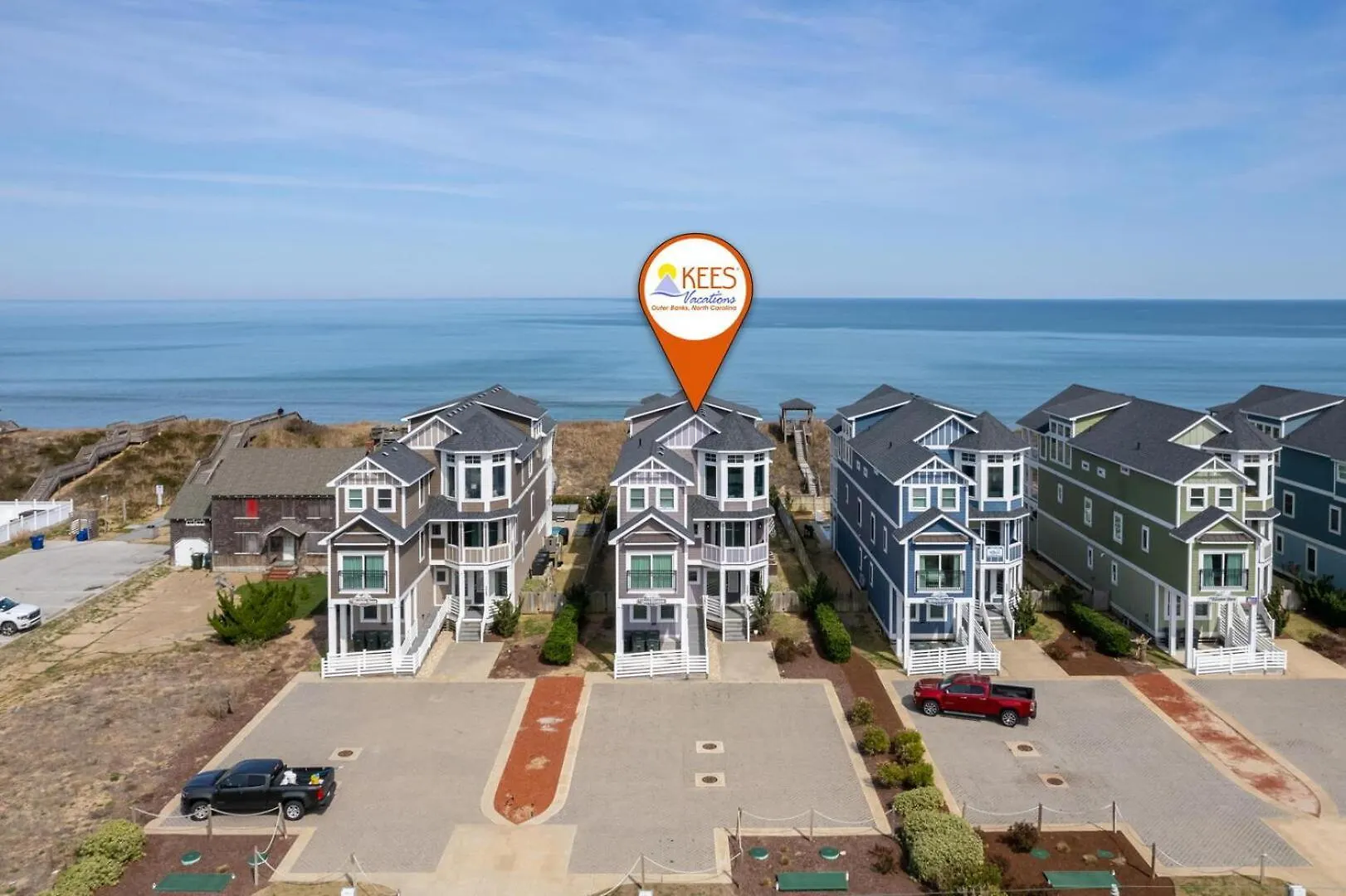 Queen Elizabeth 8 Bedroom Oceanfront * Nags Head