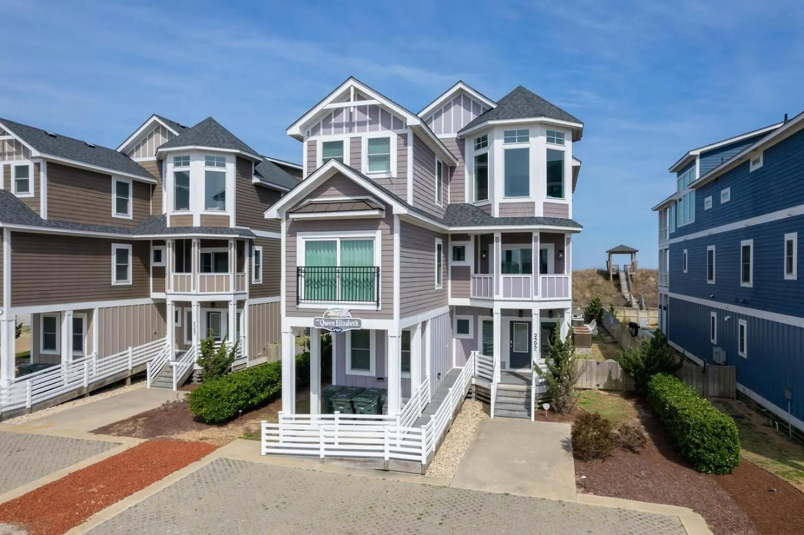 Queen Elizabeth 8 Bedroom Oceanfront Nags Head