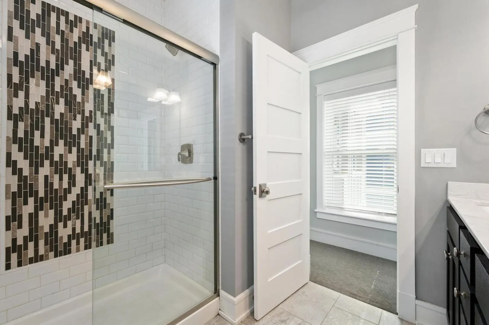 Queen Elizabeth 8 Bedroom Oceanfront Nags Head