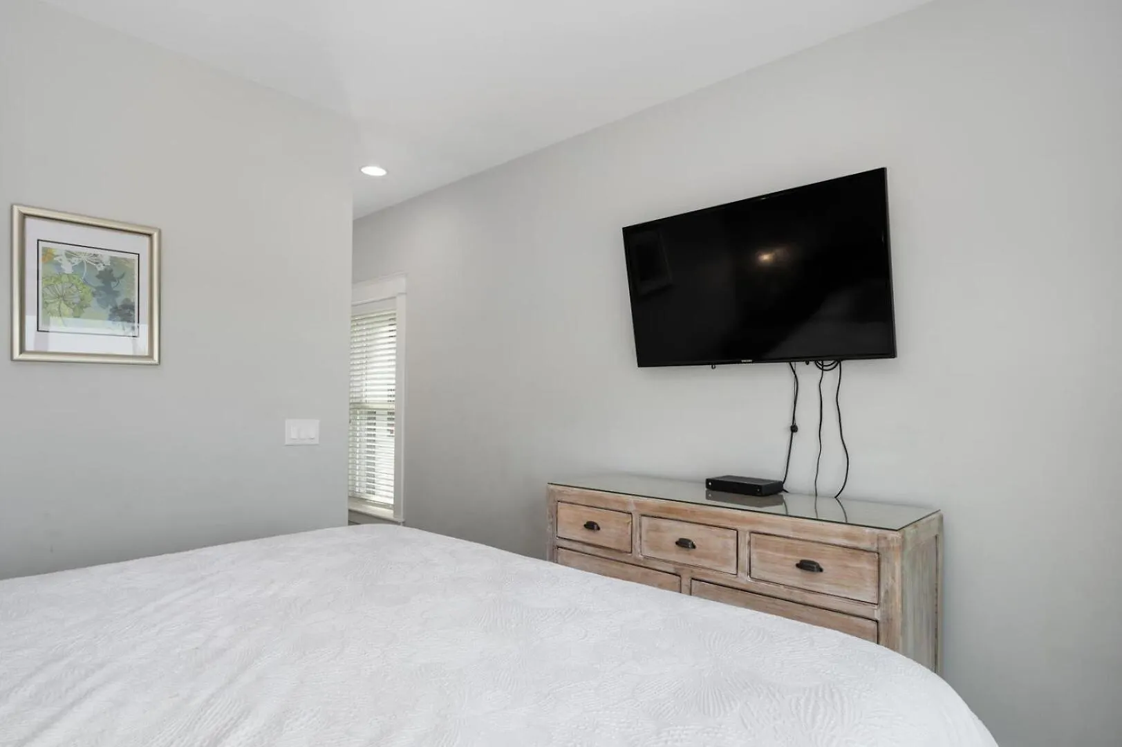 Apartment Queen Elizabeth 8 Bedroom Oceanfront *