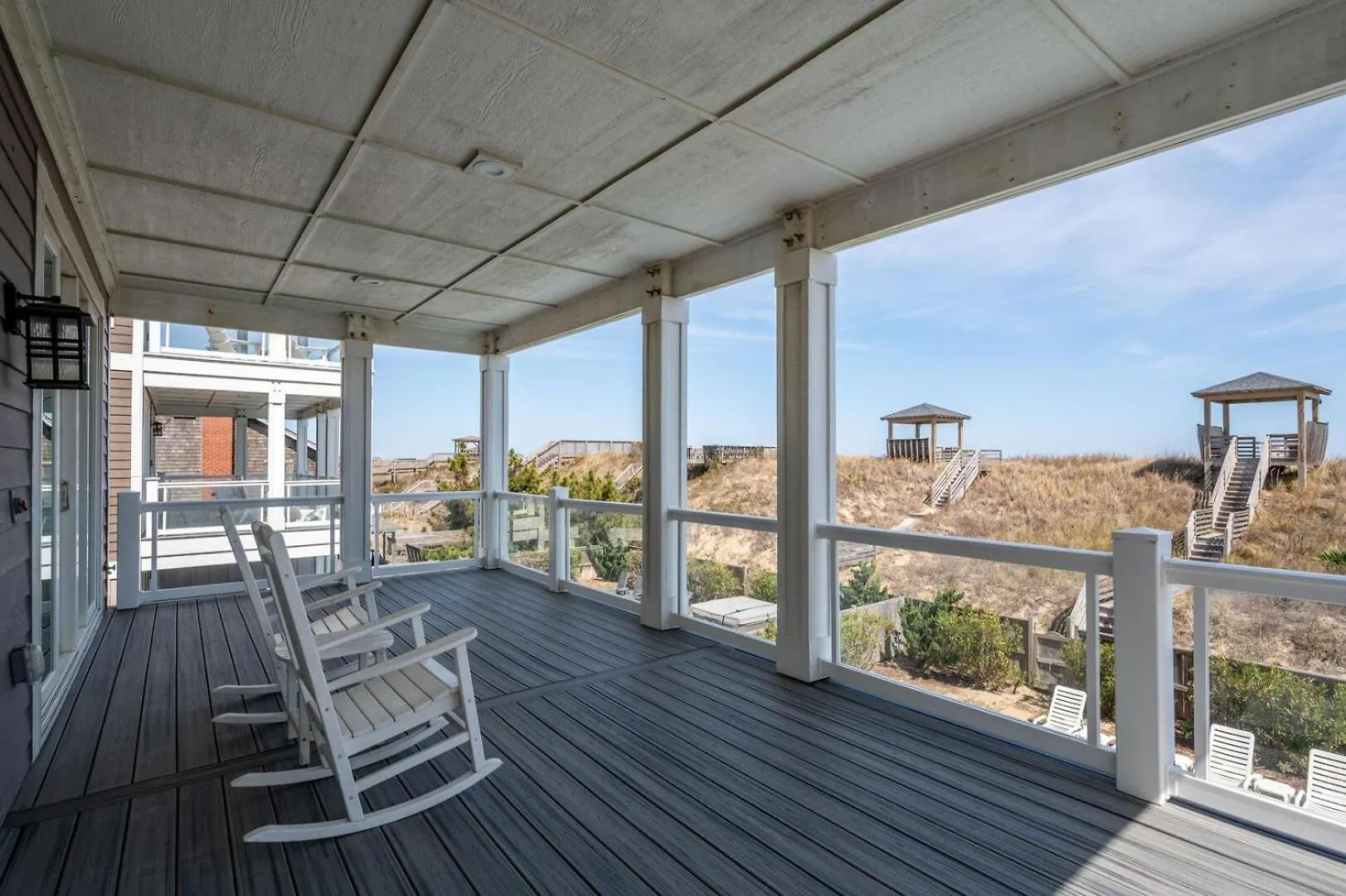 Apartment Queen Elizabeth 8 Bedroom Oceanfront