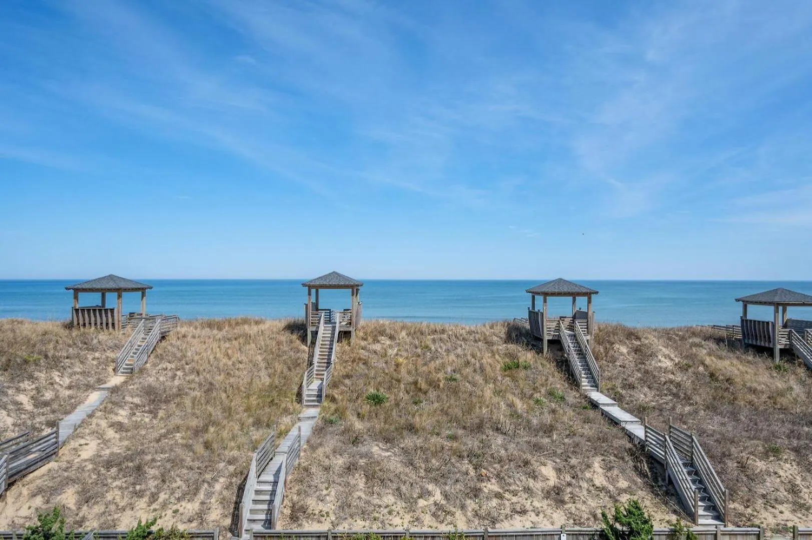 Queen Elizabeth 8 Bedroom Oceanfront * Nags Head