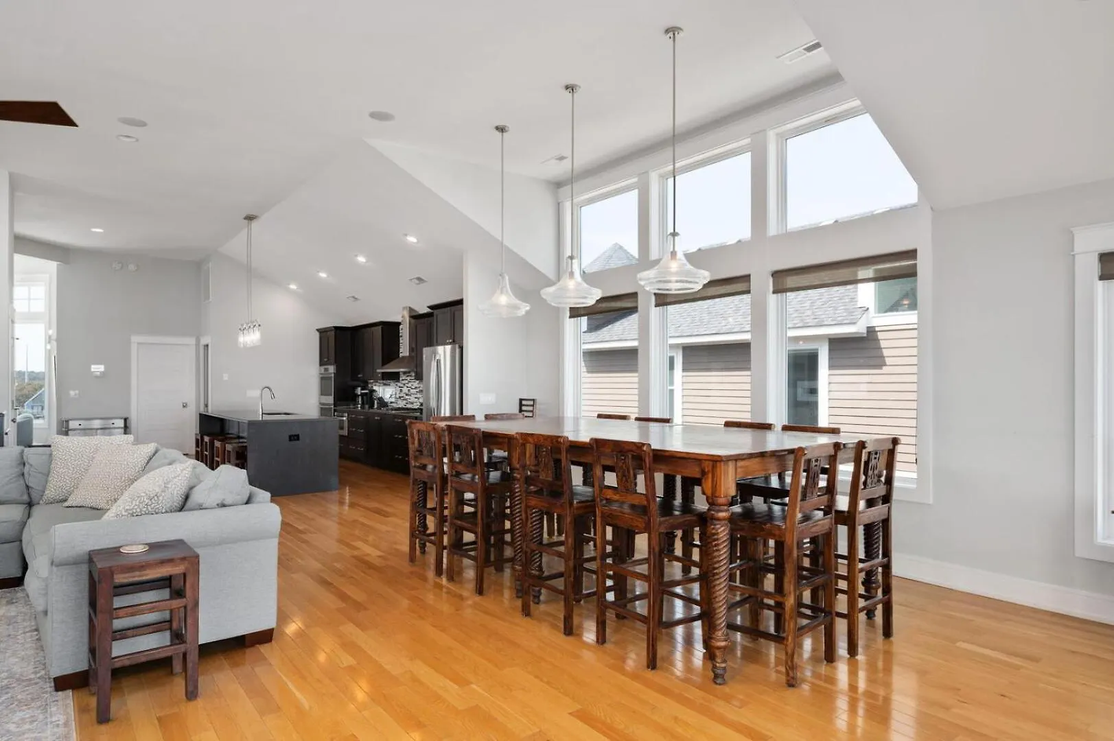 Queen Elizabeth 8 Bedroom Oceanfront Nags Head