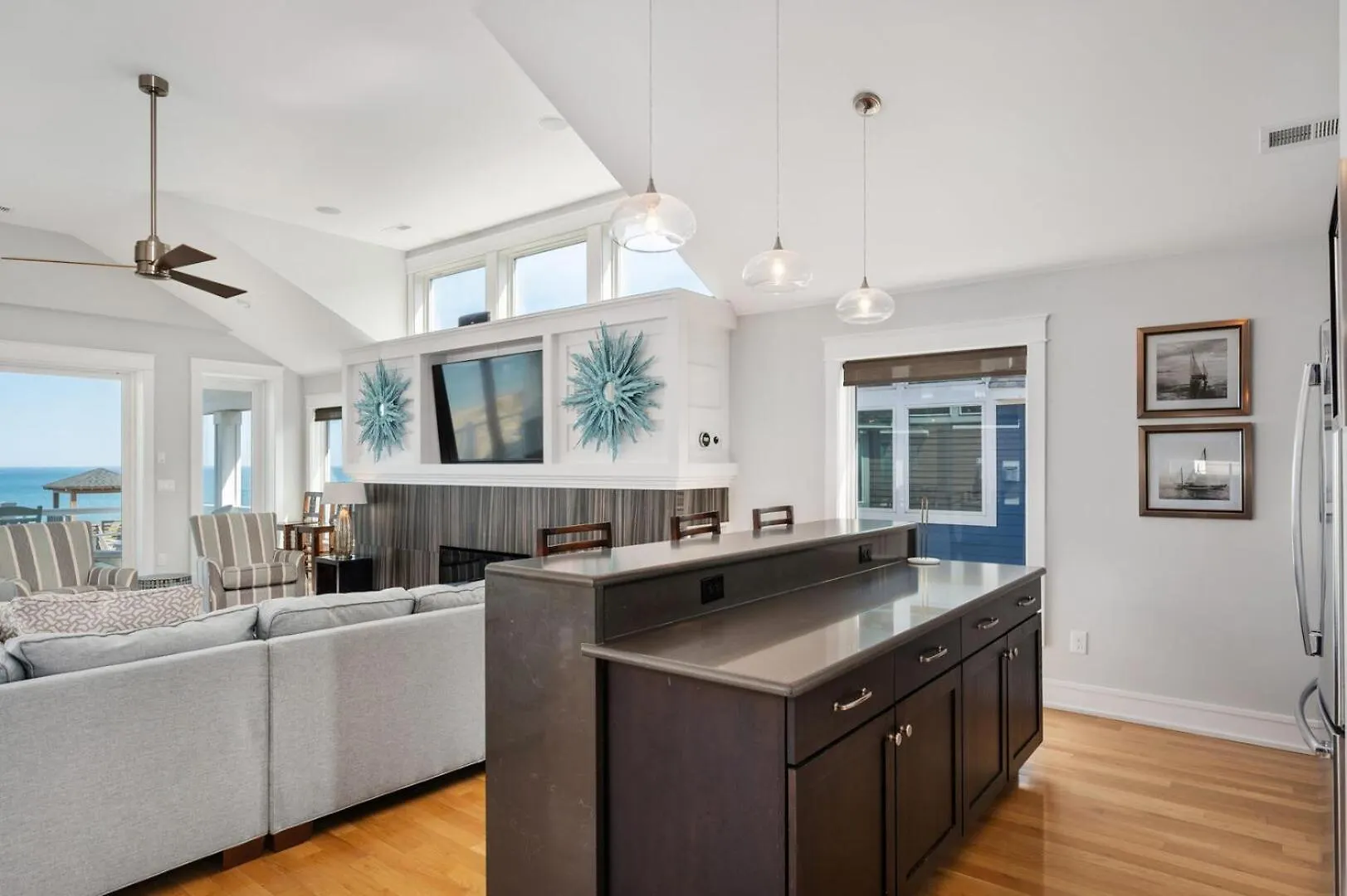 Queen Elizabeth 8 Bedroom Oceanfront