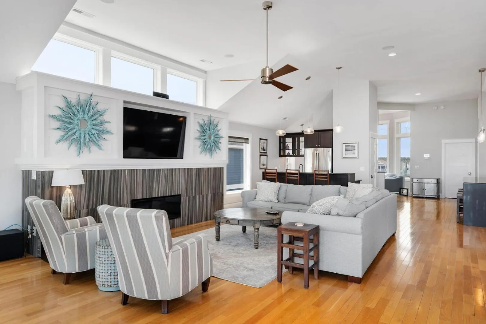 Apartment Queen Elizabeth 8 Bedroom Oceanfront *