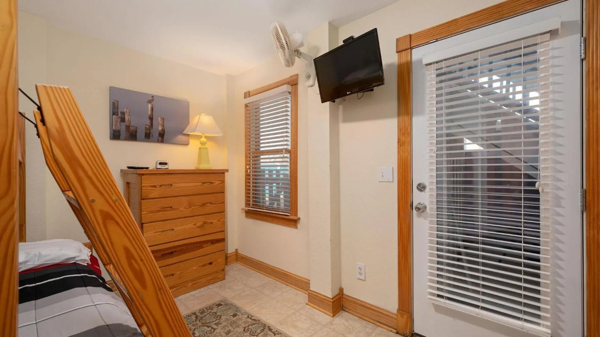 Nh205 Celestial Shore Holiday home *